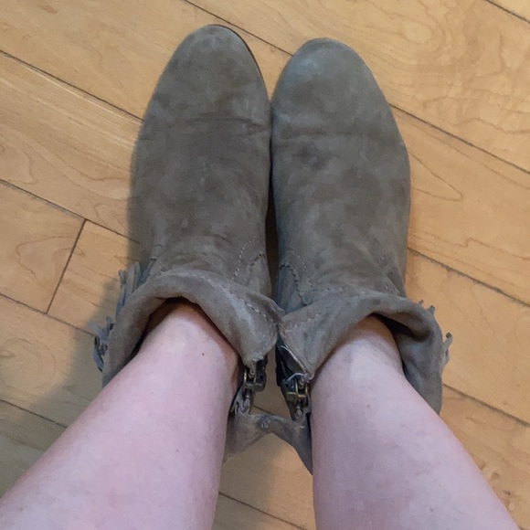 Sam Eldeman Louie fringe boots - Picture 7 of 10